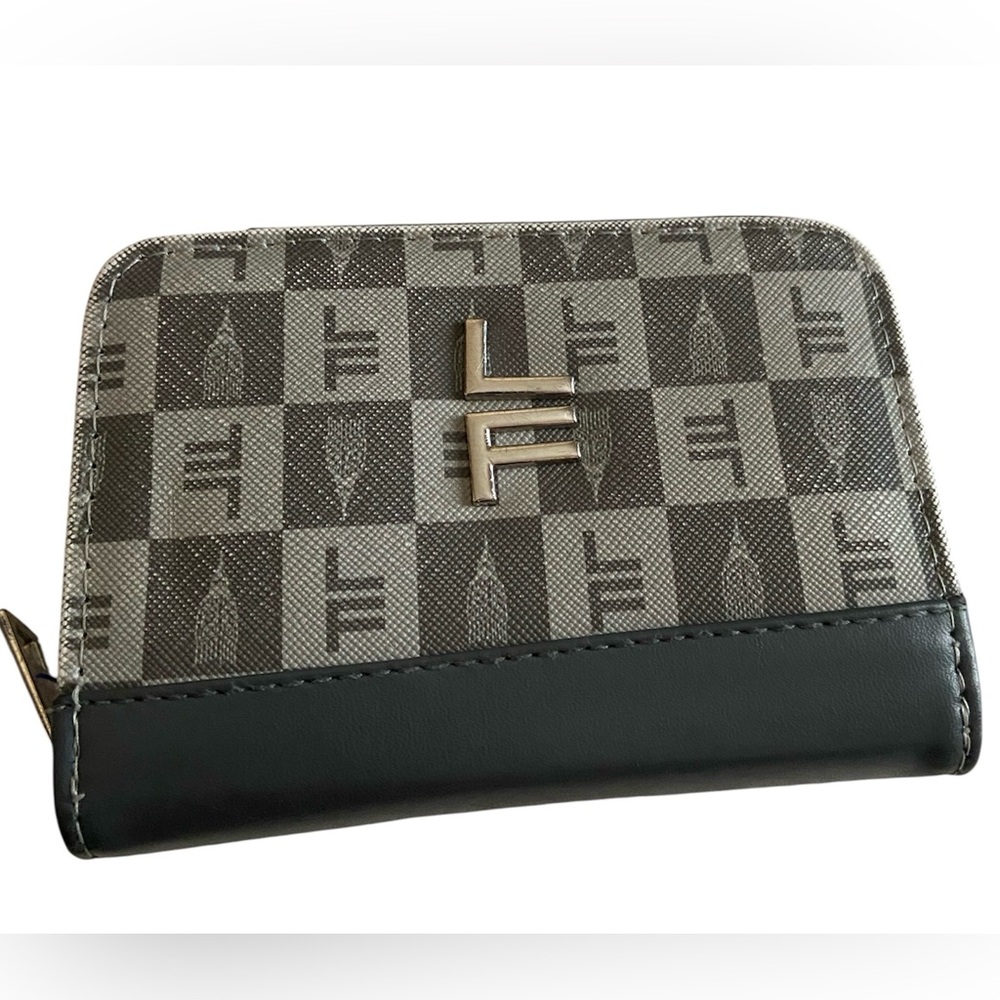 LONDON FOG Wallet